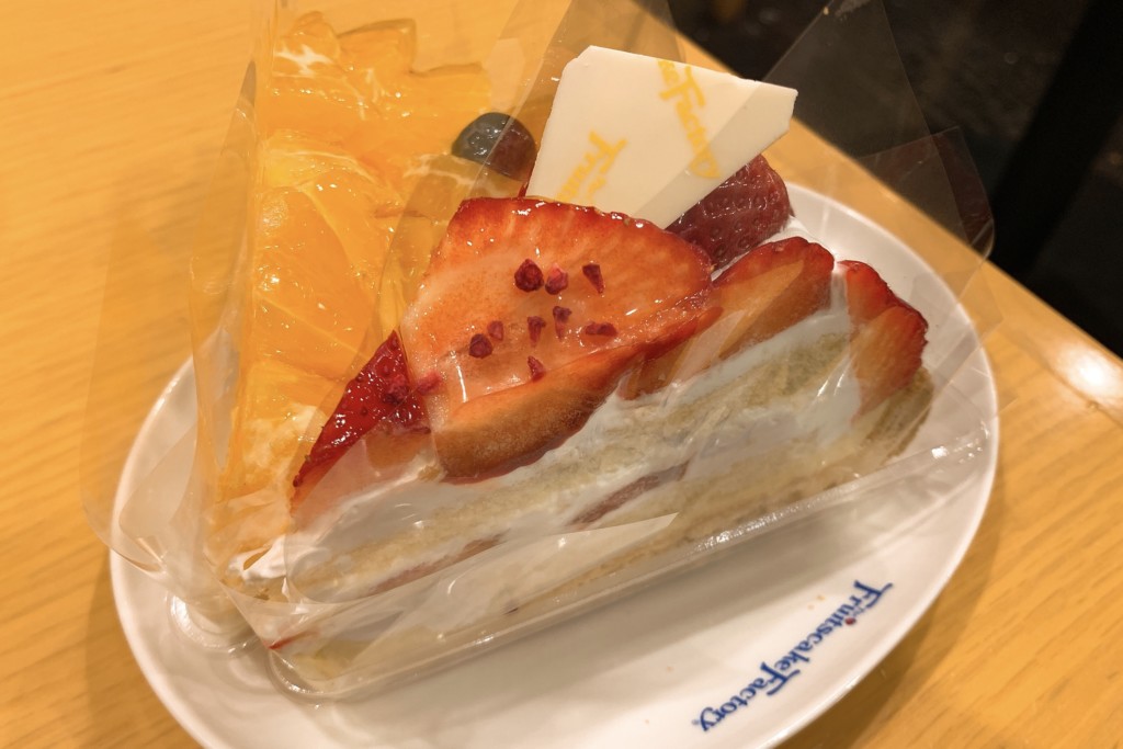 フルーツケーキファクトリー本店 食べ放題バイキング攻略法を伝授する ヒンナヒンナ